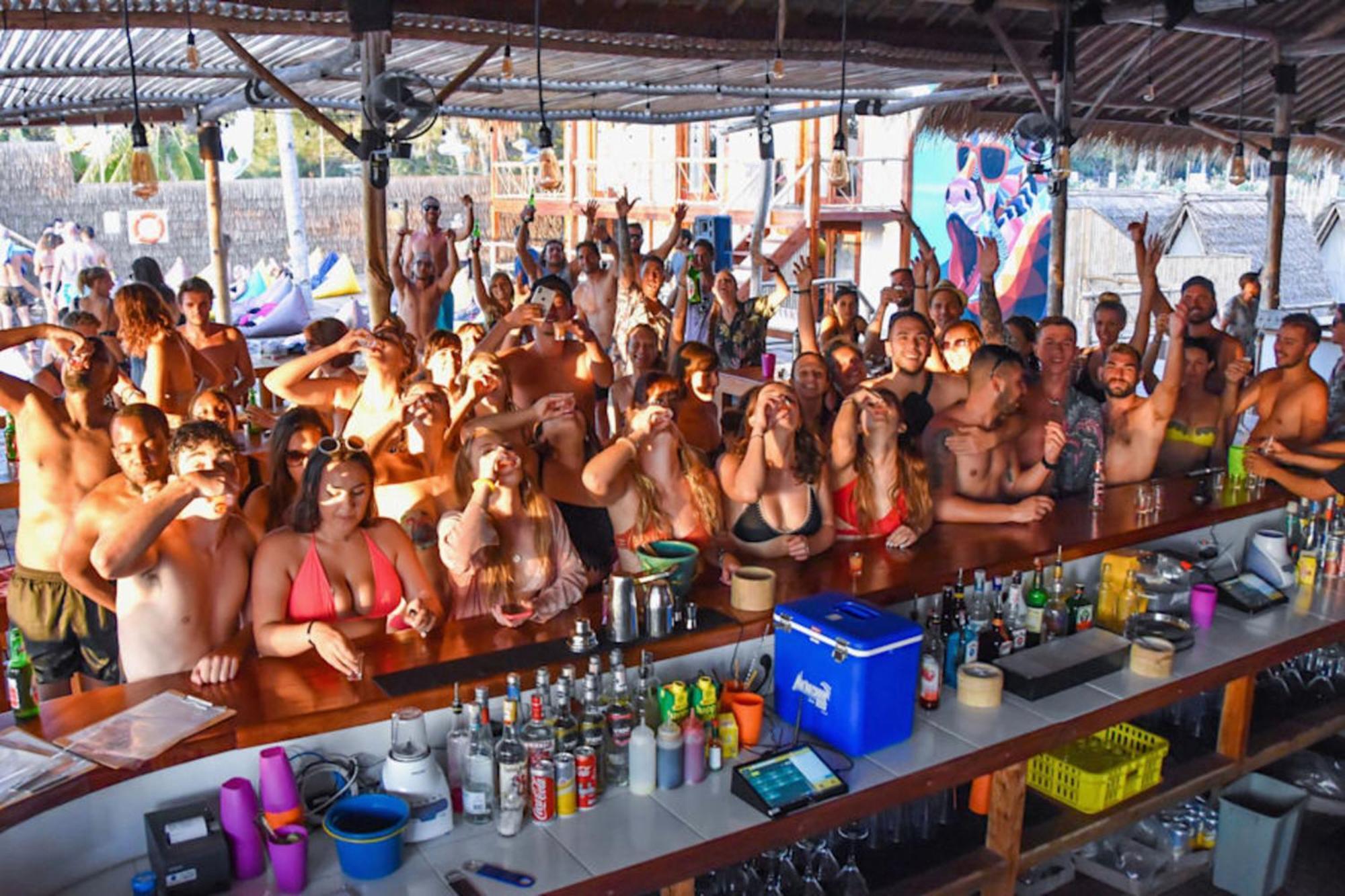 Ostello Mad Monkey Gili Trawangan Esterno foto